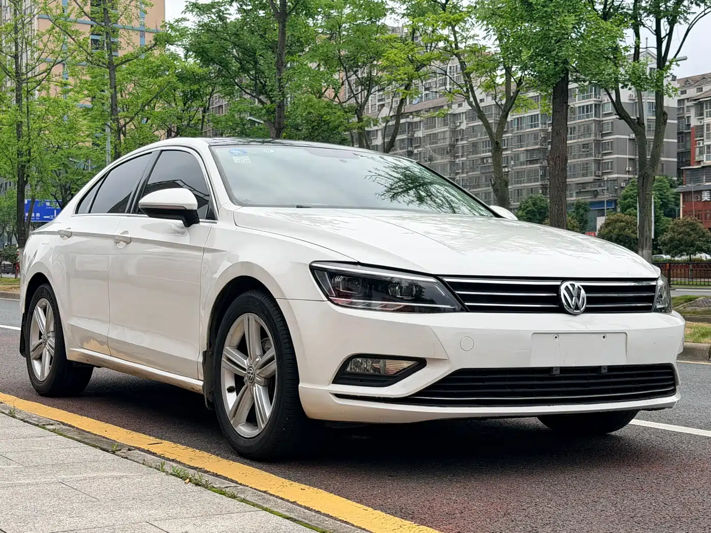 Volkswagen Lamando 2015 280TSI DSG Comfort фото 7