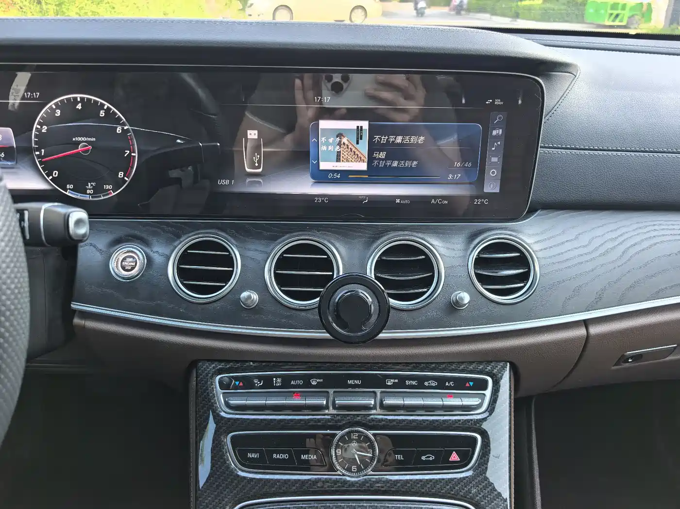 Mercedes-Benz E-Class 2016 E 300 L Sport Fashion Type фото 15
