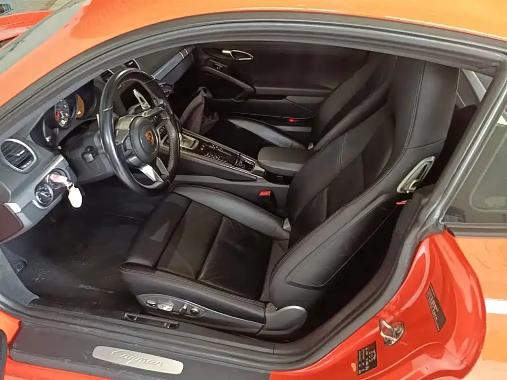 Porsche 718 2016 Cayman 2.0T фото 15