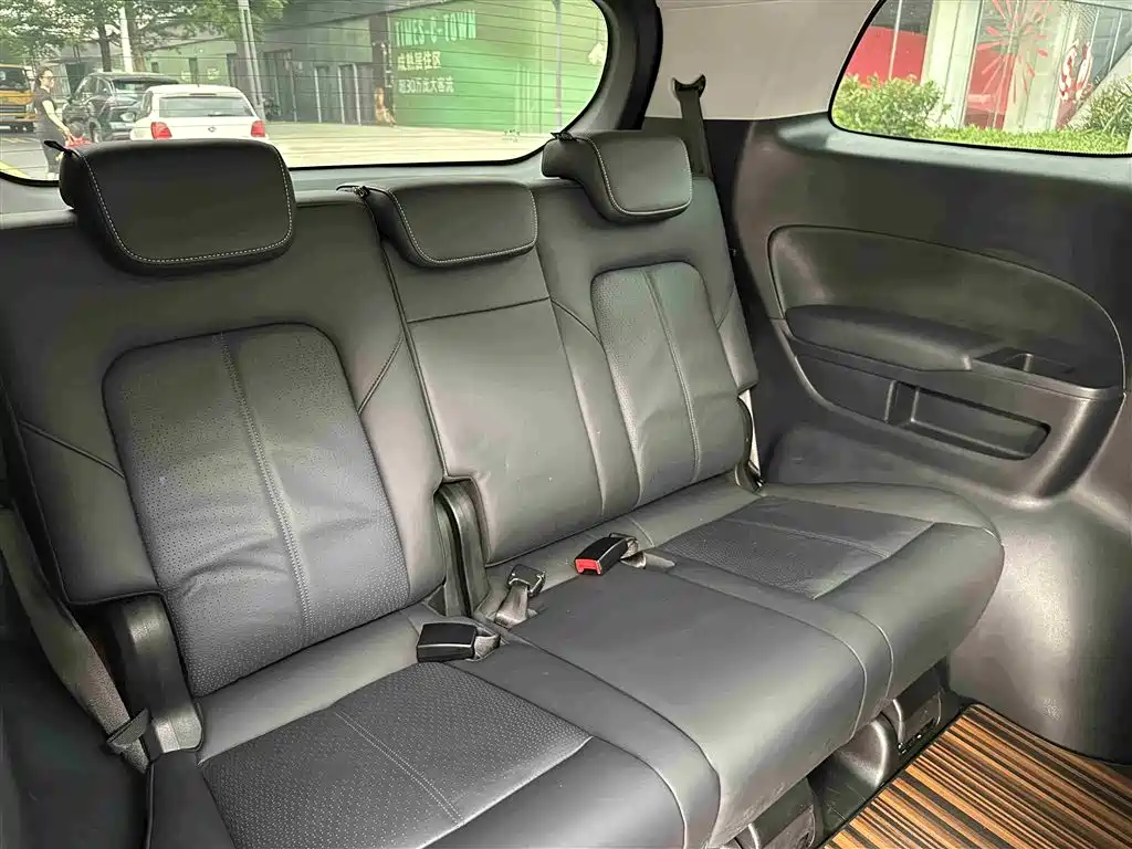 GAC Trumpchi Trumpchi M8 2021 Leading Show Series 390T Ultimate Edition фото 23