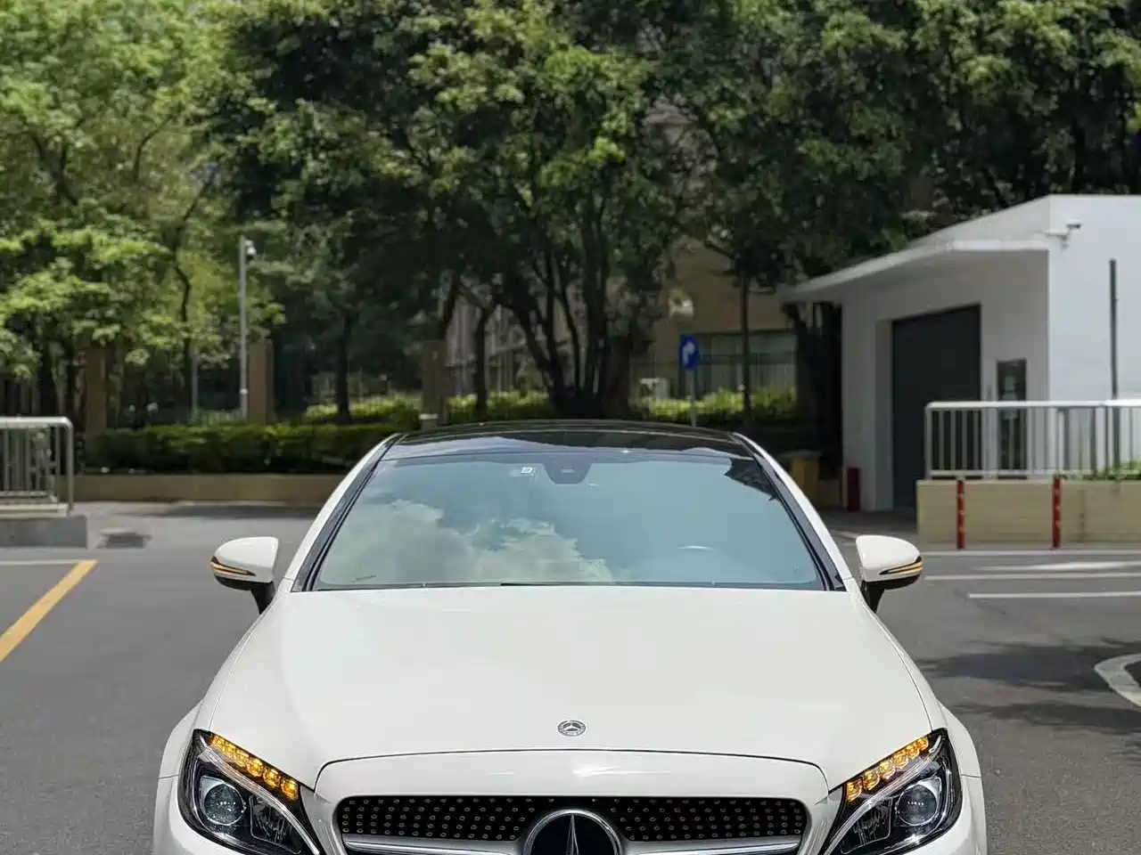 Mercedes-Benz C-Class (Import) 2017 Facelift C 200 Coupe фото 2
