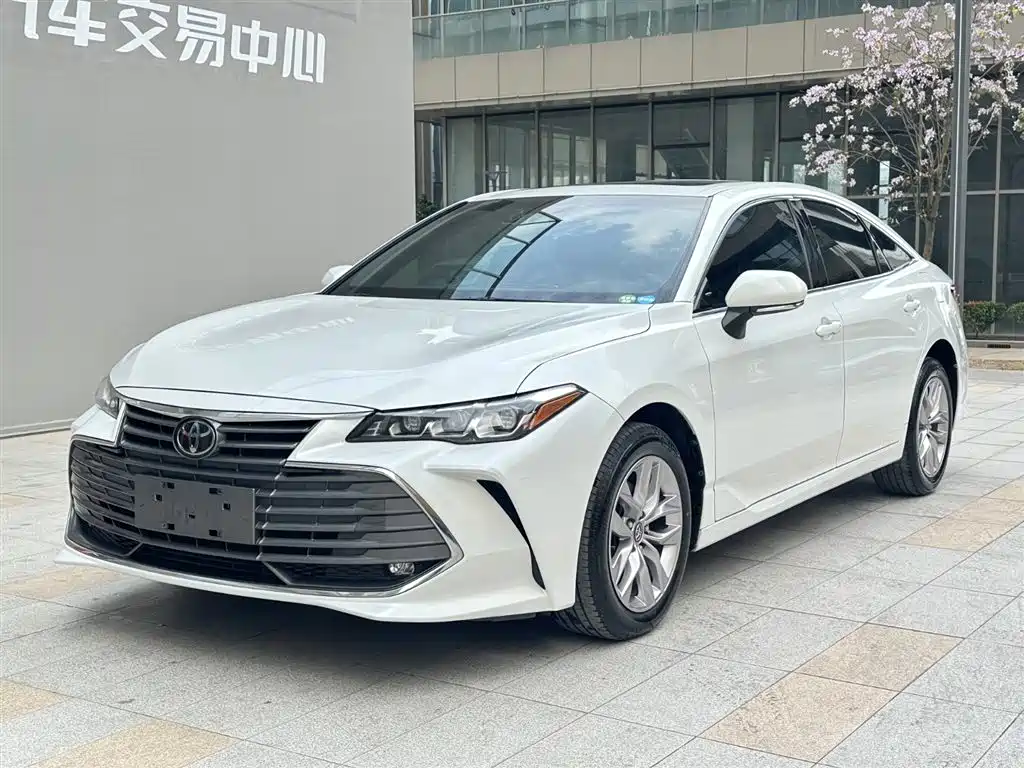Toyota Avalon 2019 2.0L Progressive Edition (China VI) фото 3