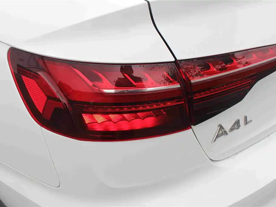 Audi A4L 2020 40 TFSI Luxury Dynamic фото 11