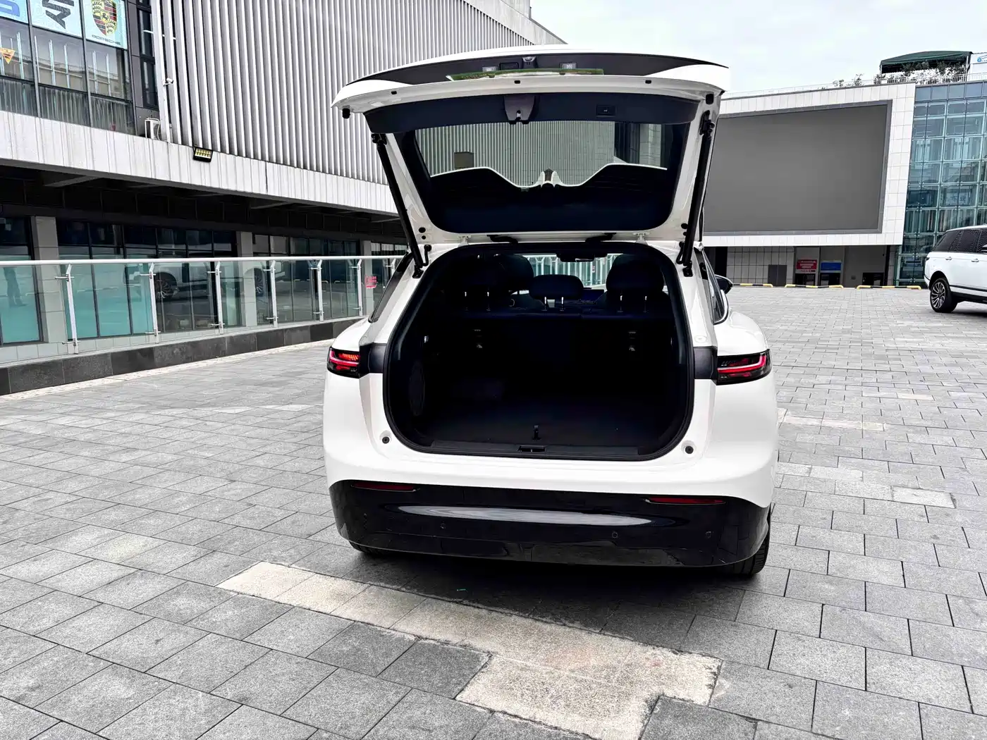 Voyah Auto Voyah Zhiyin 2025 Base фото 17