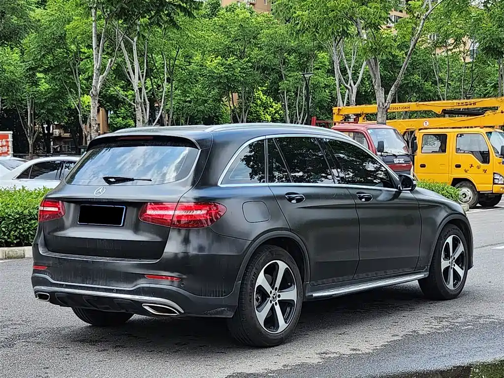 Mercedes-Benz GLC 2018 Facelift GLC 260 4MATIC Luxury фото 15