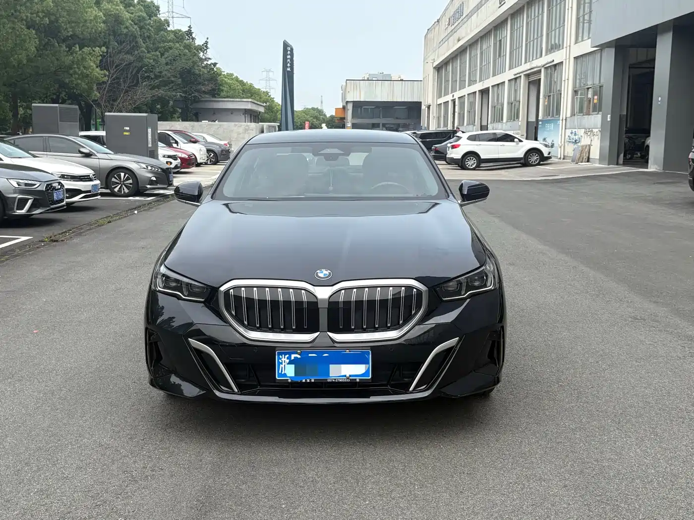 BMW 5 Series (Import) 2024 Model 525i M Sport Package фото 2