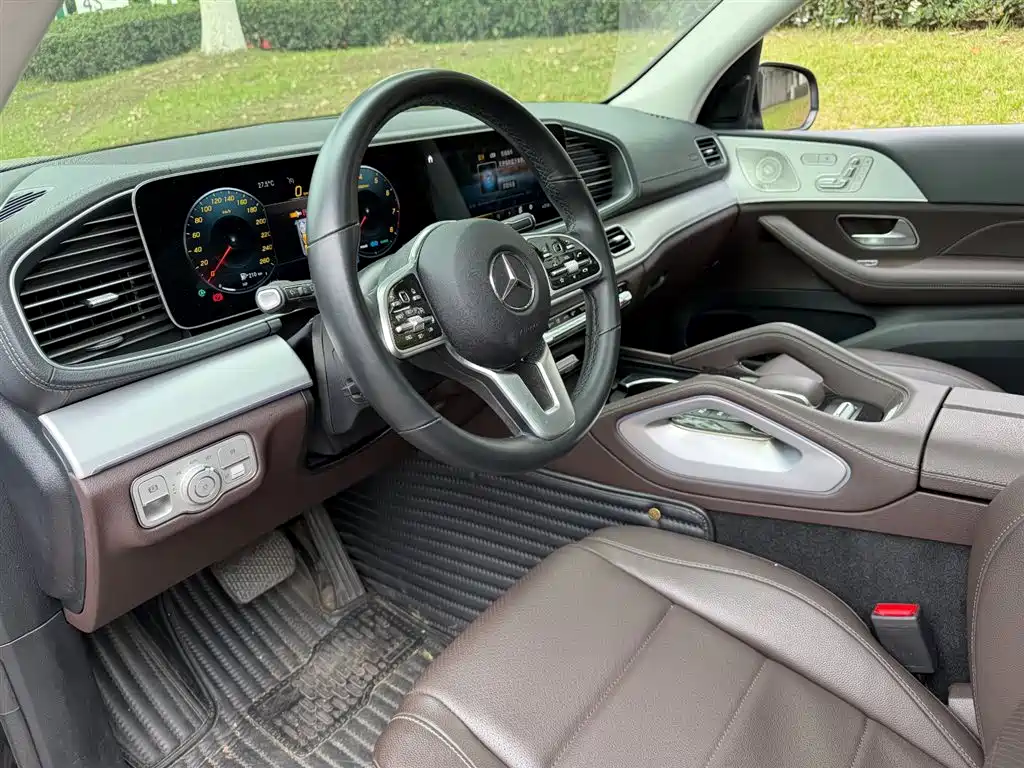 Mercedes-Benz GLS 2023 GLS 400 4MATIC фото 7