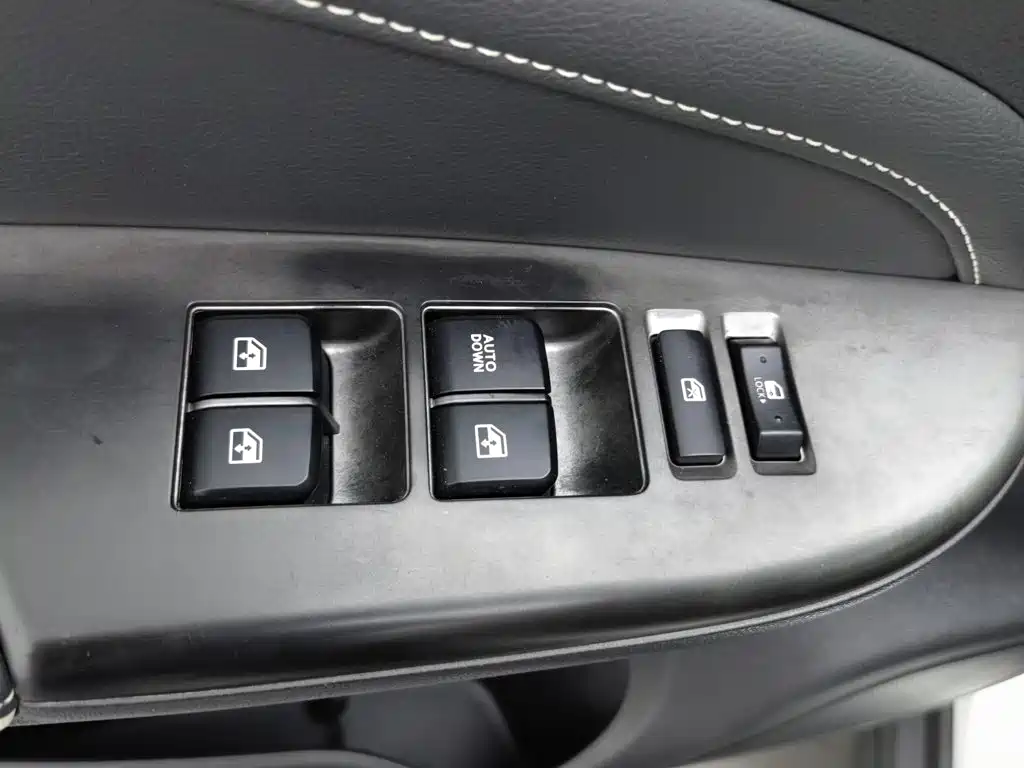 Changan CS35 2017 2017 1.6L Auto Luxury