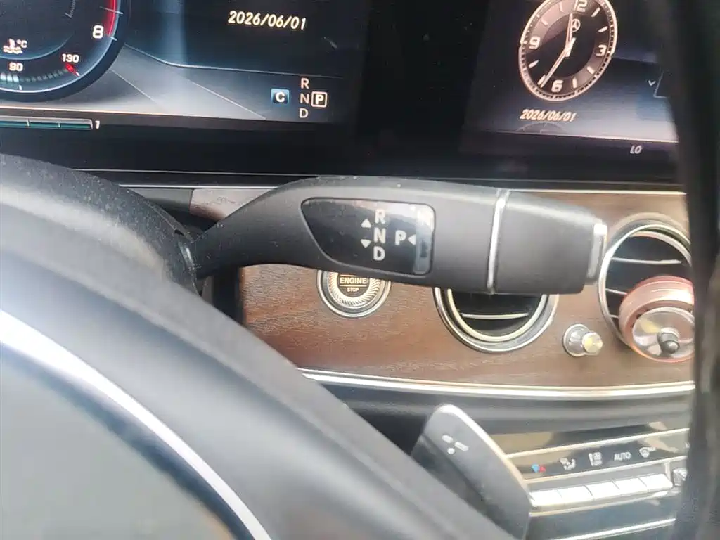 Mercedes-Benz E-Class 2016 E 300 L Fashion Type фото 21