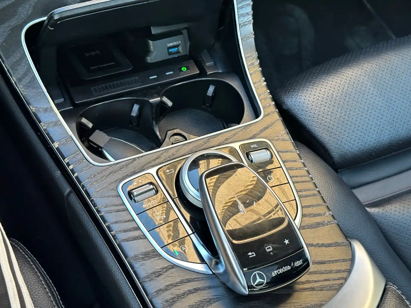 Mercedes-Benz C-Class 2015 Facelift C 200 L Sport фото 16