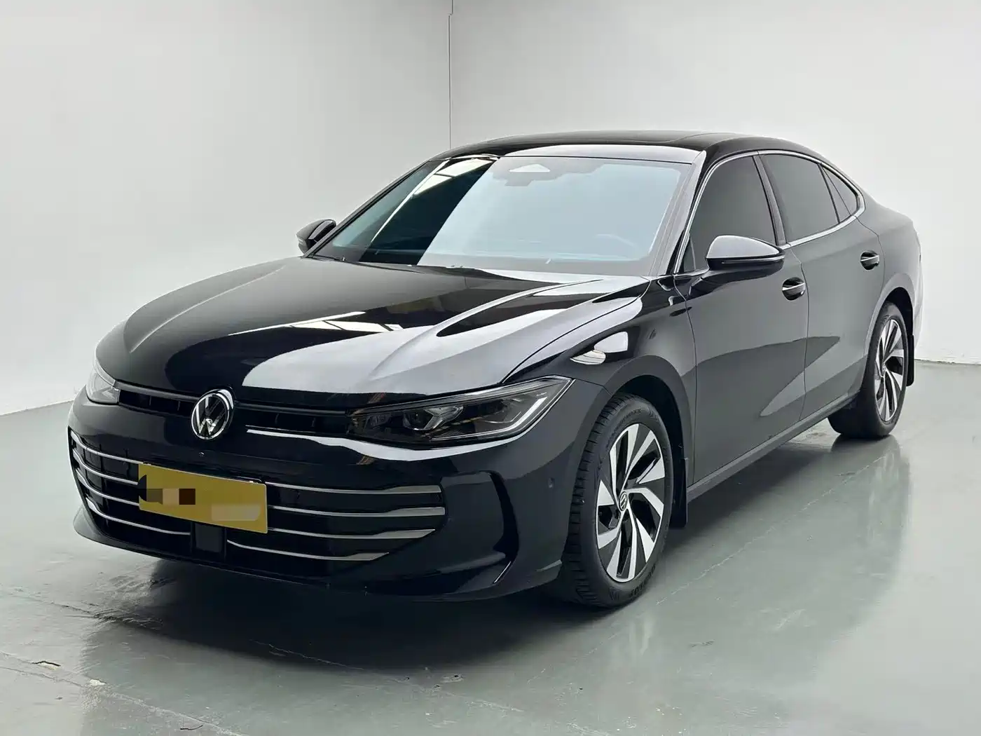 Photo 1 - Volkswagen Passat