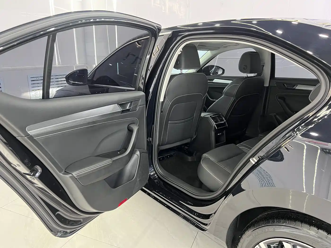Škoda Superb 2024 2023 TSI280 DSG Premium Edition