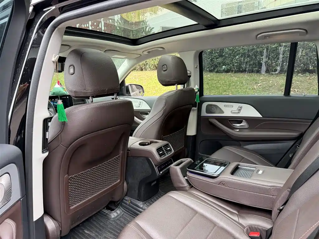 Mercedes-Benz GLS 2023 GLS 400 4MATIC фото 9