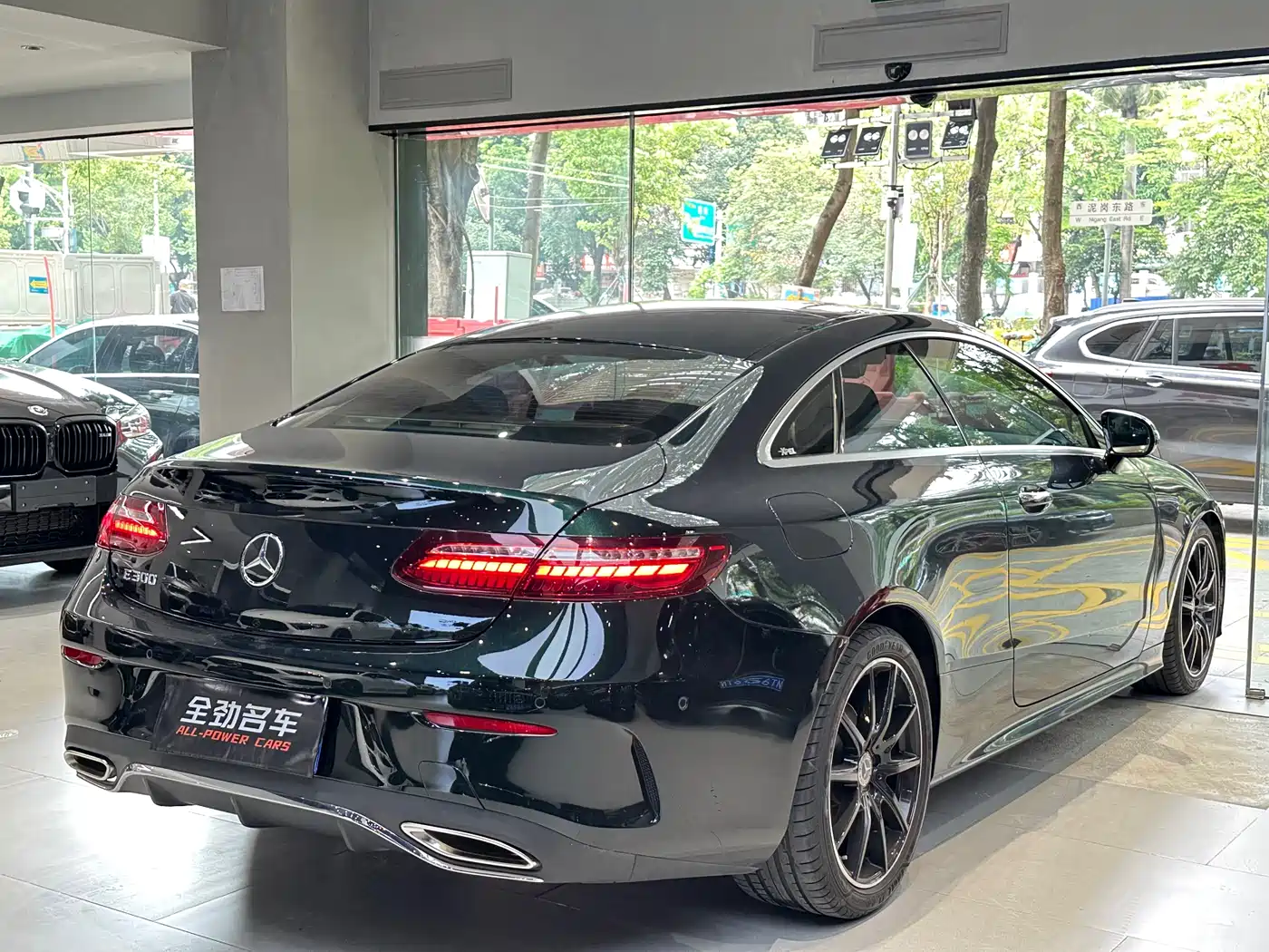 Mercedes-Benz E-Class (Import) 2023 E 300 Coupe фото 9