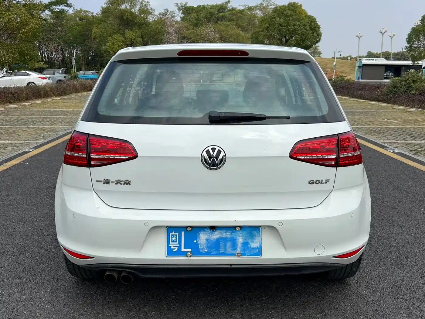 Volkswagen Golf 2016 230TSI Automatic Luxury фото 4
