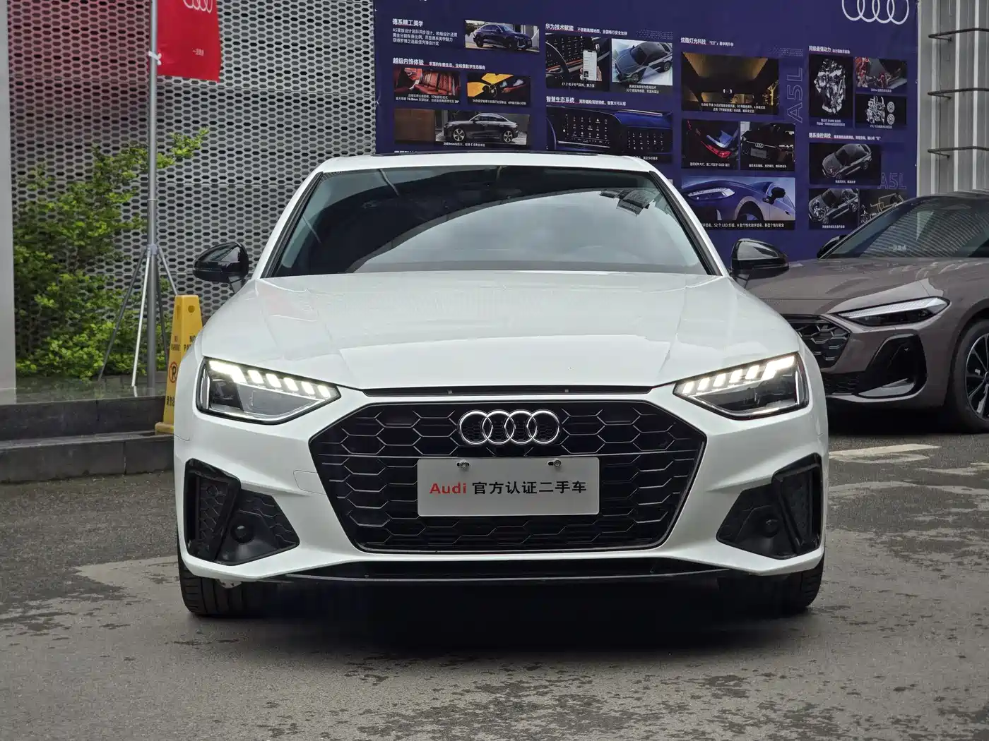 Audi A4L 2023 40 TFSI Luxury Sport фото 2