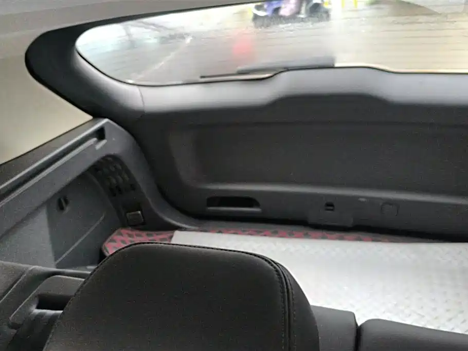 Hongqi HS3 2023 2.0T 4WD Achievement Edition фото 4
