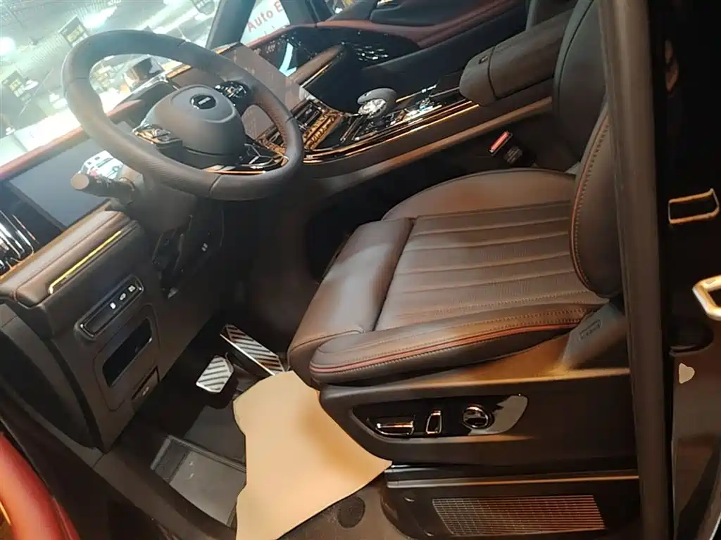 GAC Trumpchi Trumpchi M8 2025 Model Master Series Super Hybrid Edition фото 15