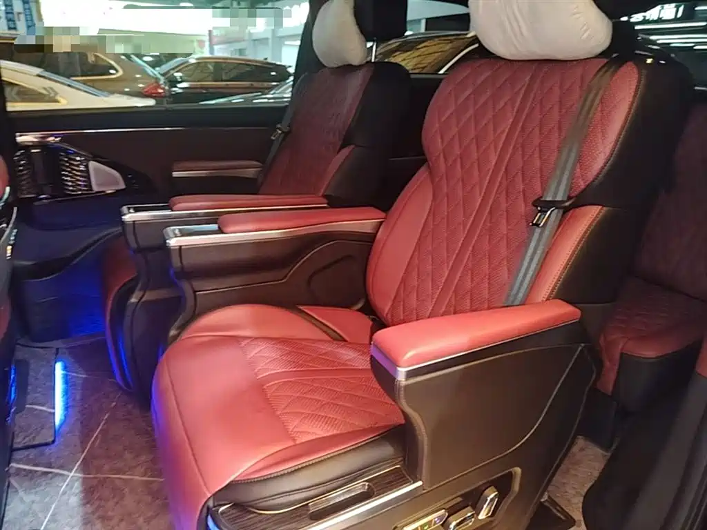 GAC Trumpchi Trumpchi M8 2025 Model Master Series Super Hybrid Edition фото 17