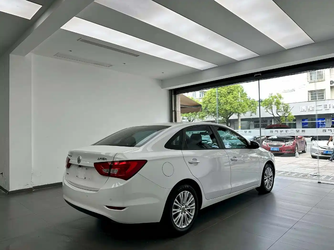Buick Excelle 2016 15N Automatic Elite фото 9