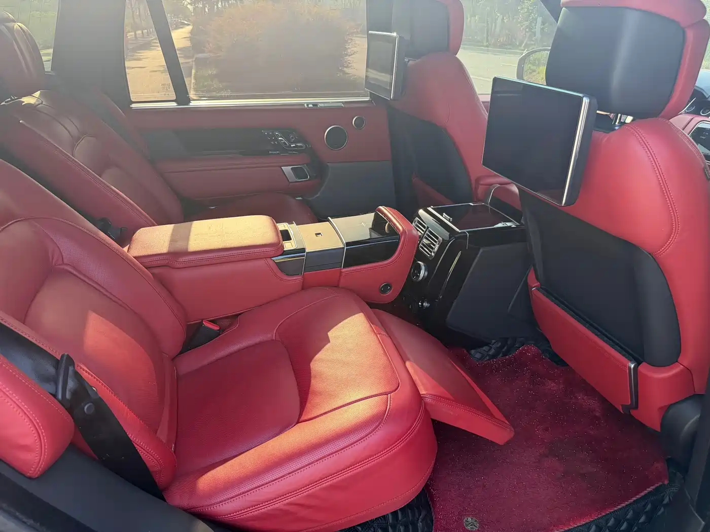 Land Rover Range Rover 2020 3.0 L6 Supreme Creation Extended Version фото 7