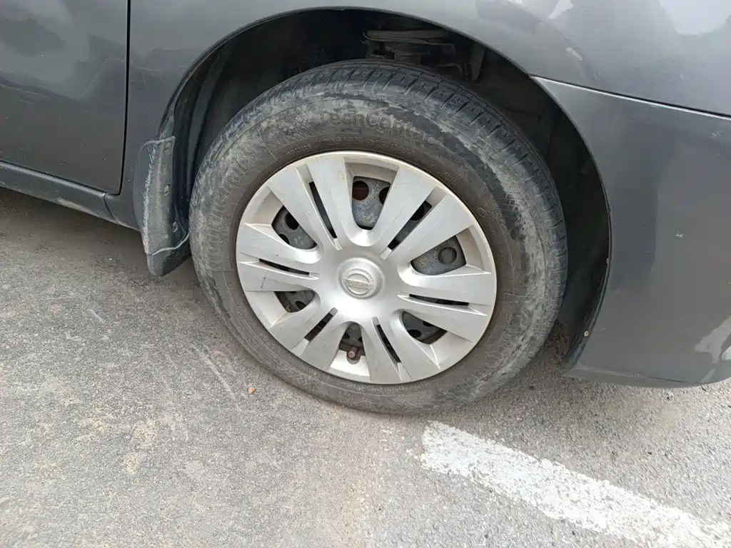 Nissan Livina 2017 2015 1.6XE Manual Comfort Edition