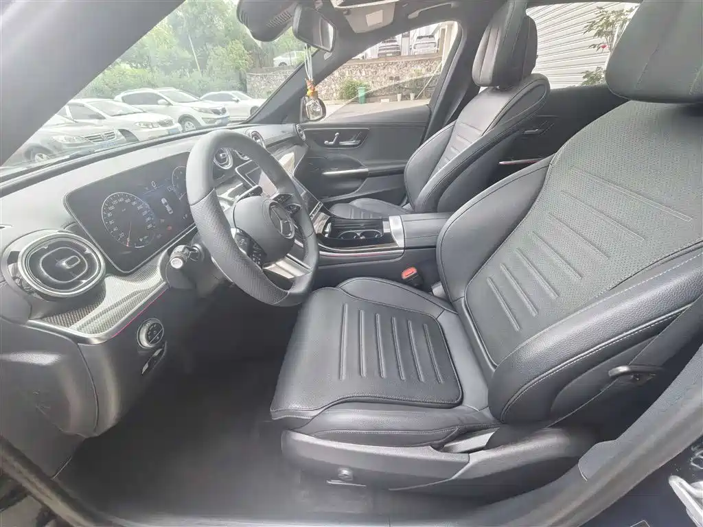 Mercedes-Benz C-Class 2022 C 260 L Sport Edition фото 4