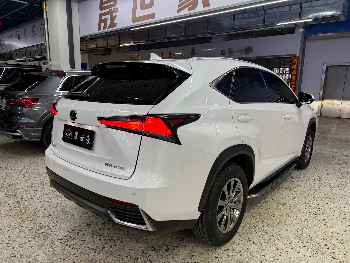 LEXUS NX