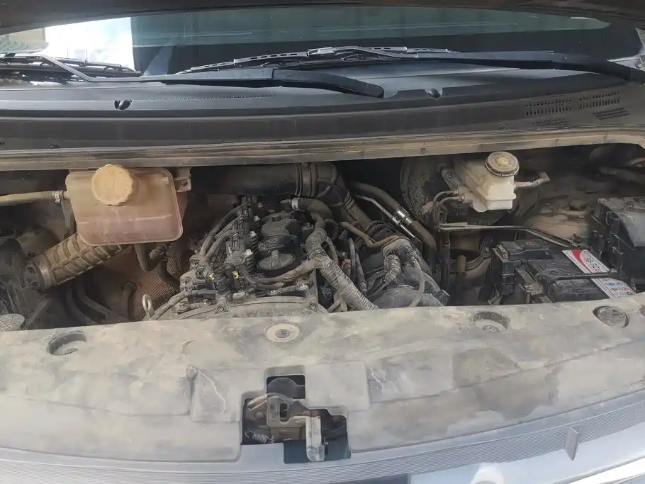 Dongfeng Fengxing Lingzhi PLUS 2022 2021 Wagon 2.0L Manual Luxury 7-Seater