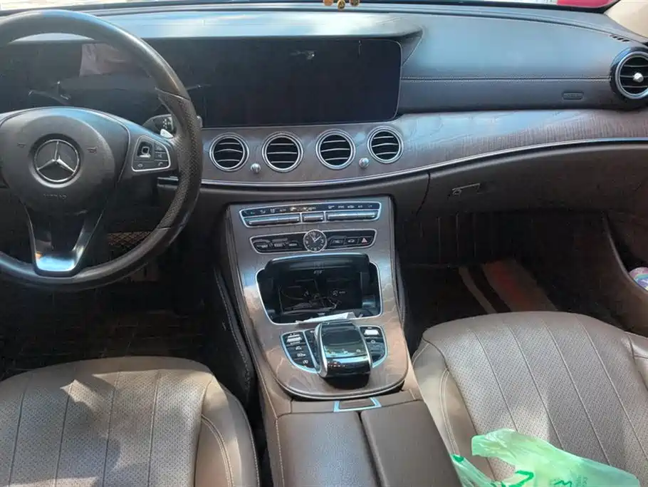 Mercedes-Benz E-Class 2018 Facelift E 200 L фото 13