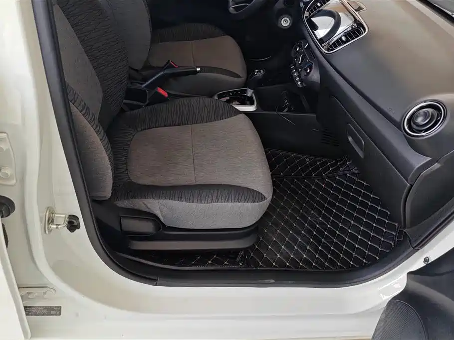Kia Huan Chi 2020 Facelift 1.4L Auto Comfort Sunroof Edition фото 8