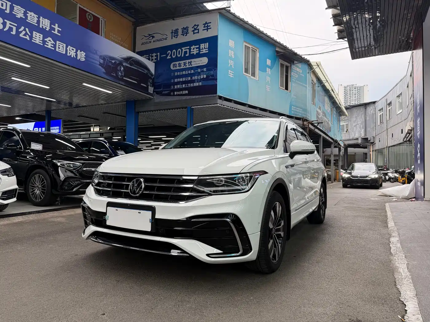 Volkswagen Tiguan L 2024 330TSI Automatic 2WD R-Line Premium Enjoyment Edition