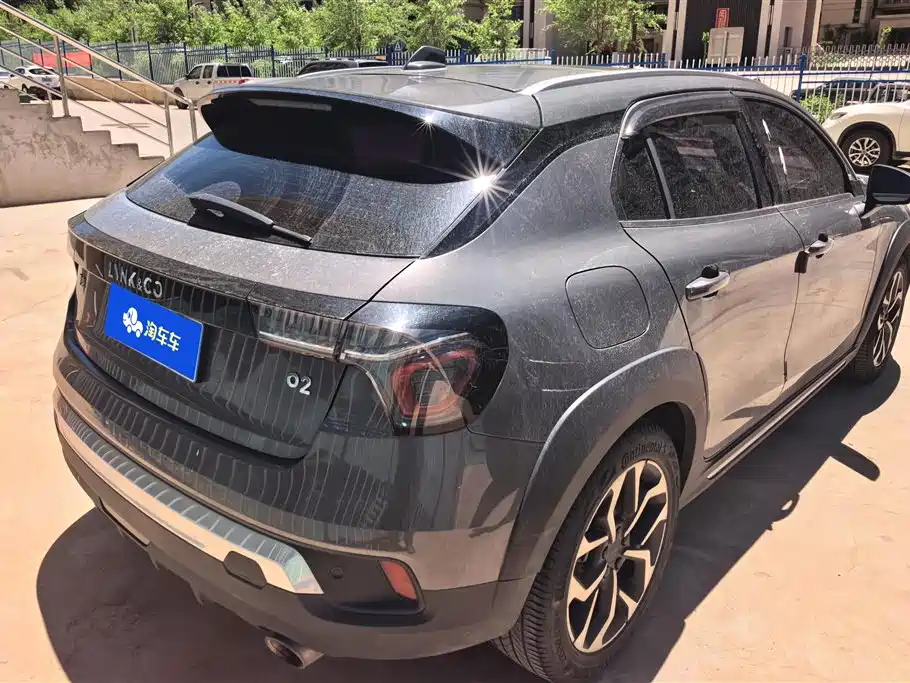 Lynk & Co 02 2018 1.5T DCT 2WD Power Edition China V фото 3