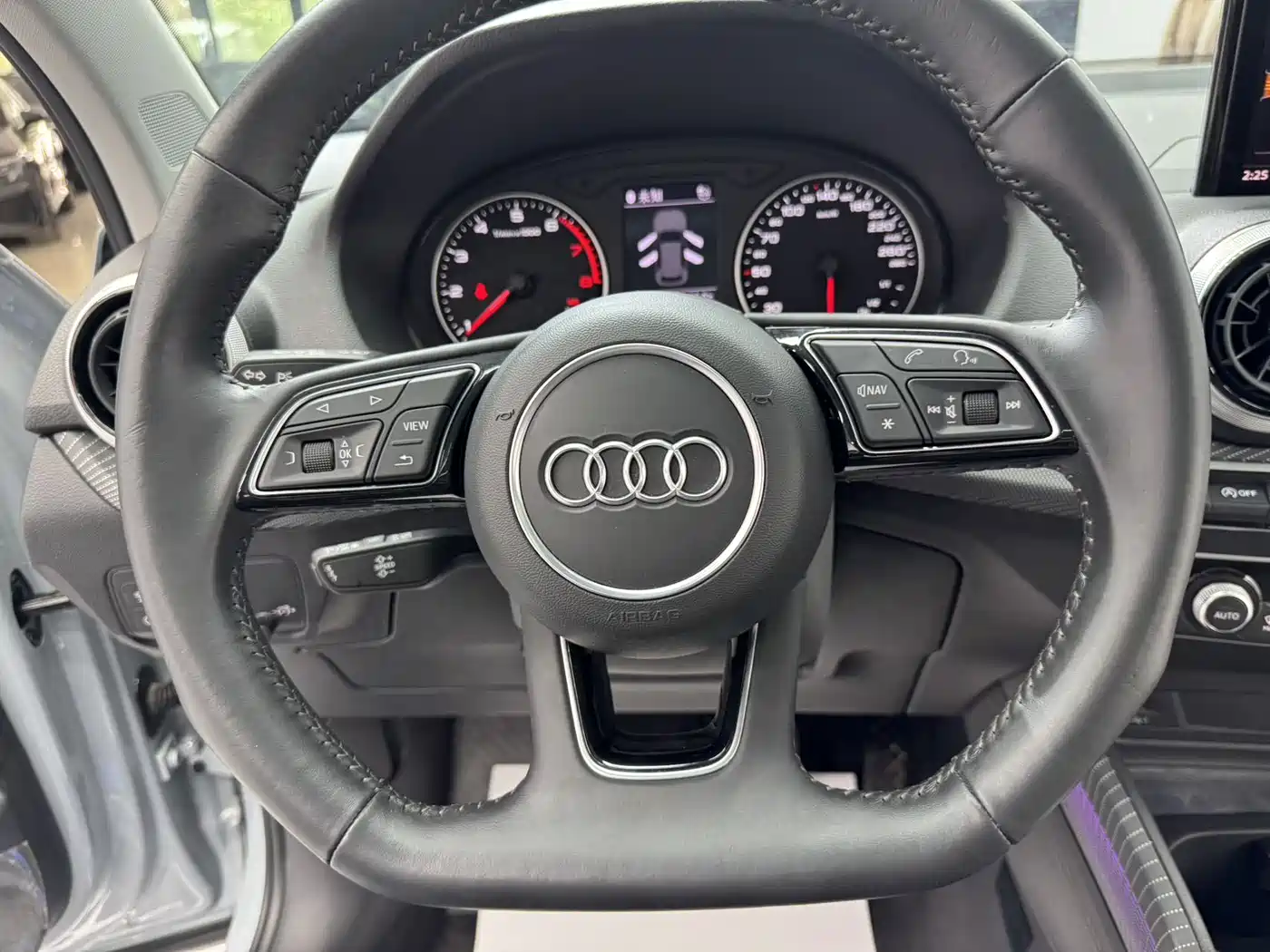Audi Q2L 2022 35 TFSI Fashion Dynamic фото 8