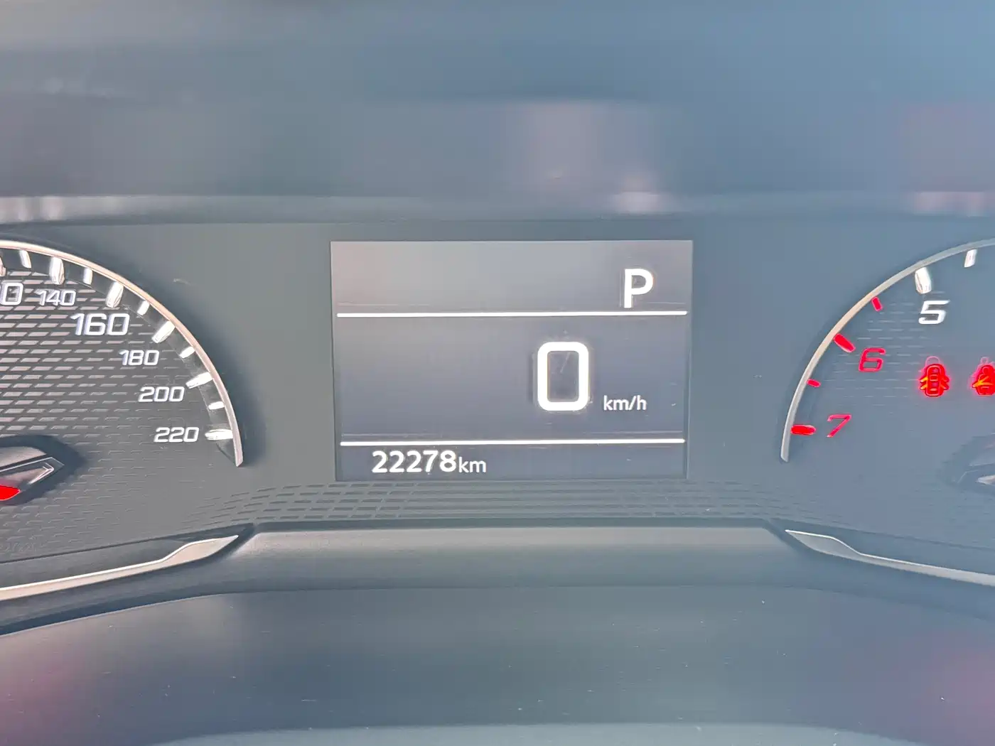Peugeot 2008 2022 230THP THE ONE фото 14