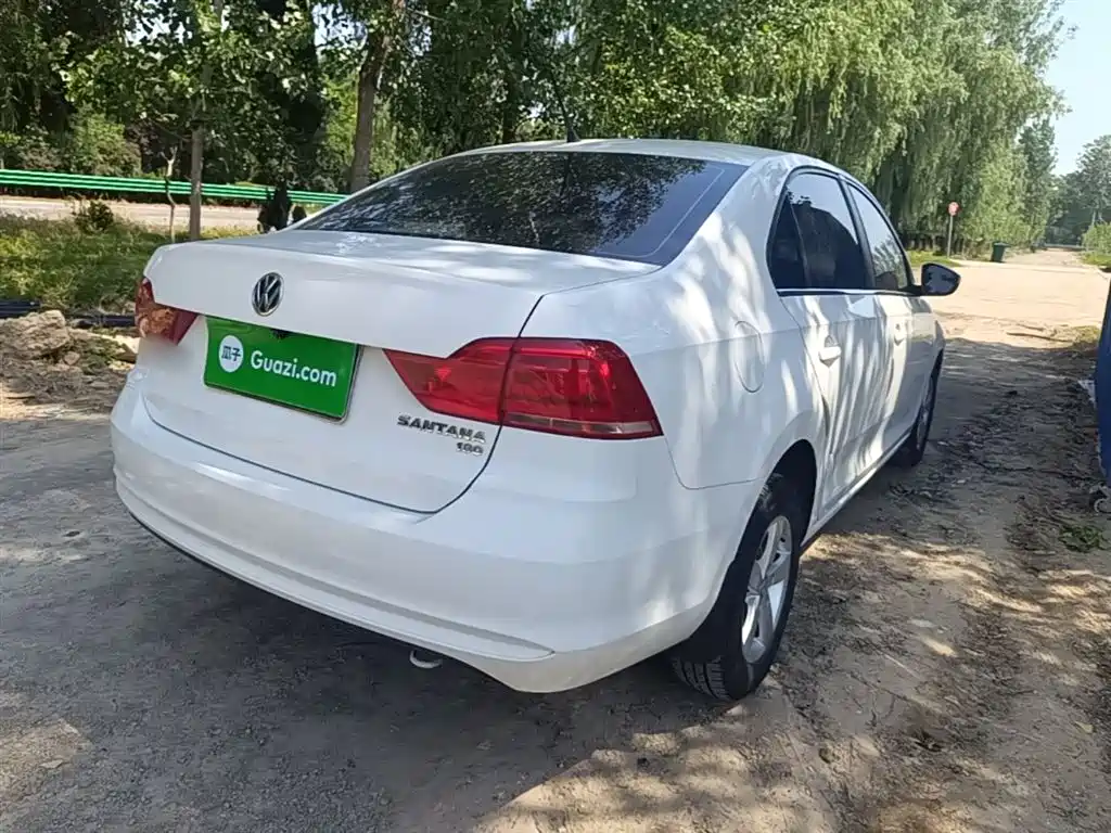 Volkswagen Santana 2016 1.6L Manual Trend Edition фото 7