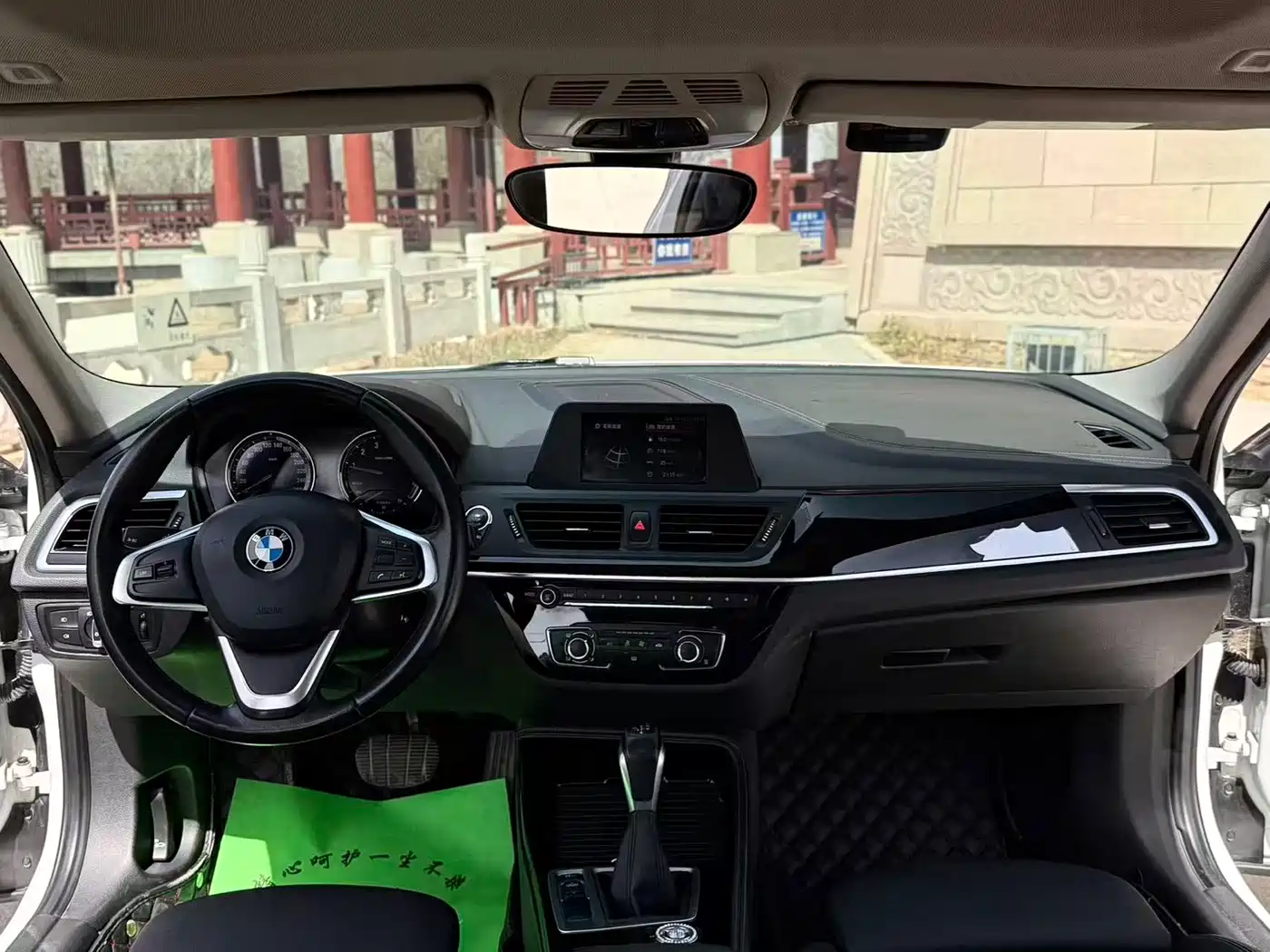 BMW 1 Series 2018 118i Sport Edition фото 5