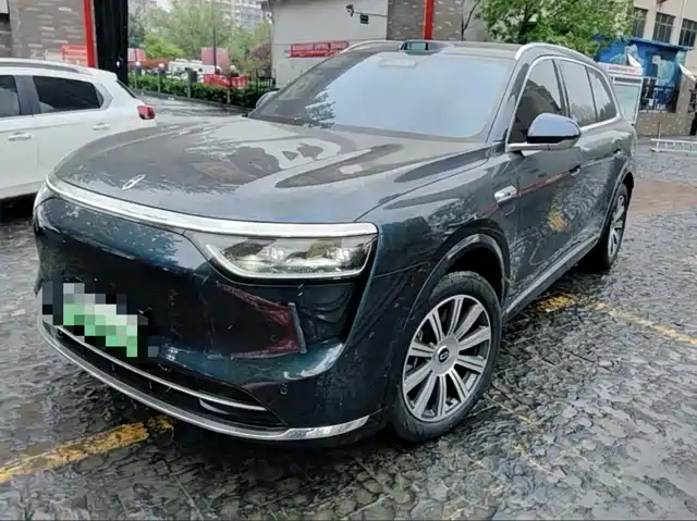 AITO ASK THE WORLD M8