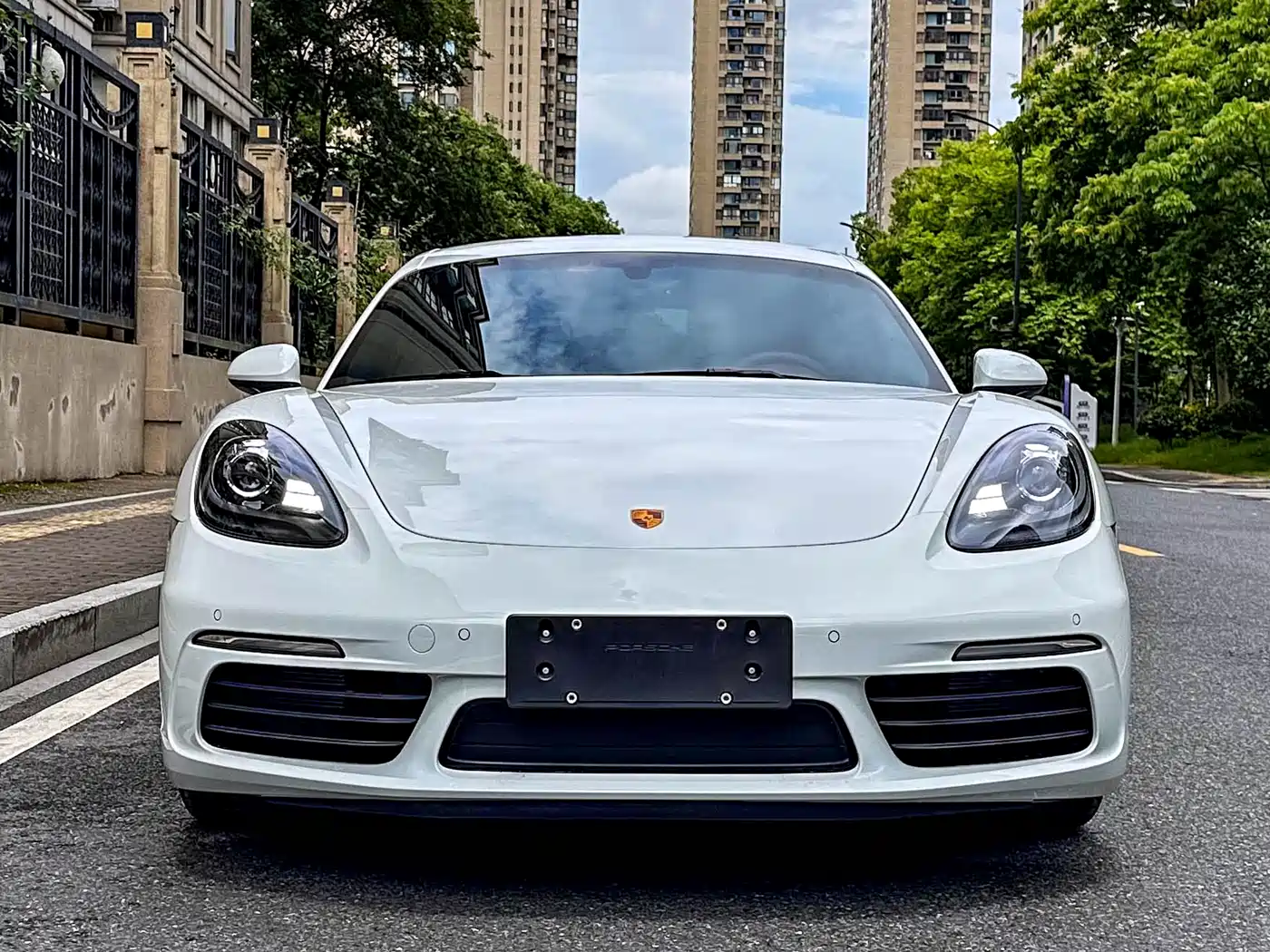 Porsche 718 2023 Cayman Style Edition 2.0T фото 2