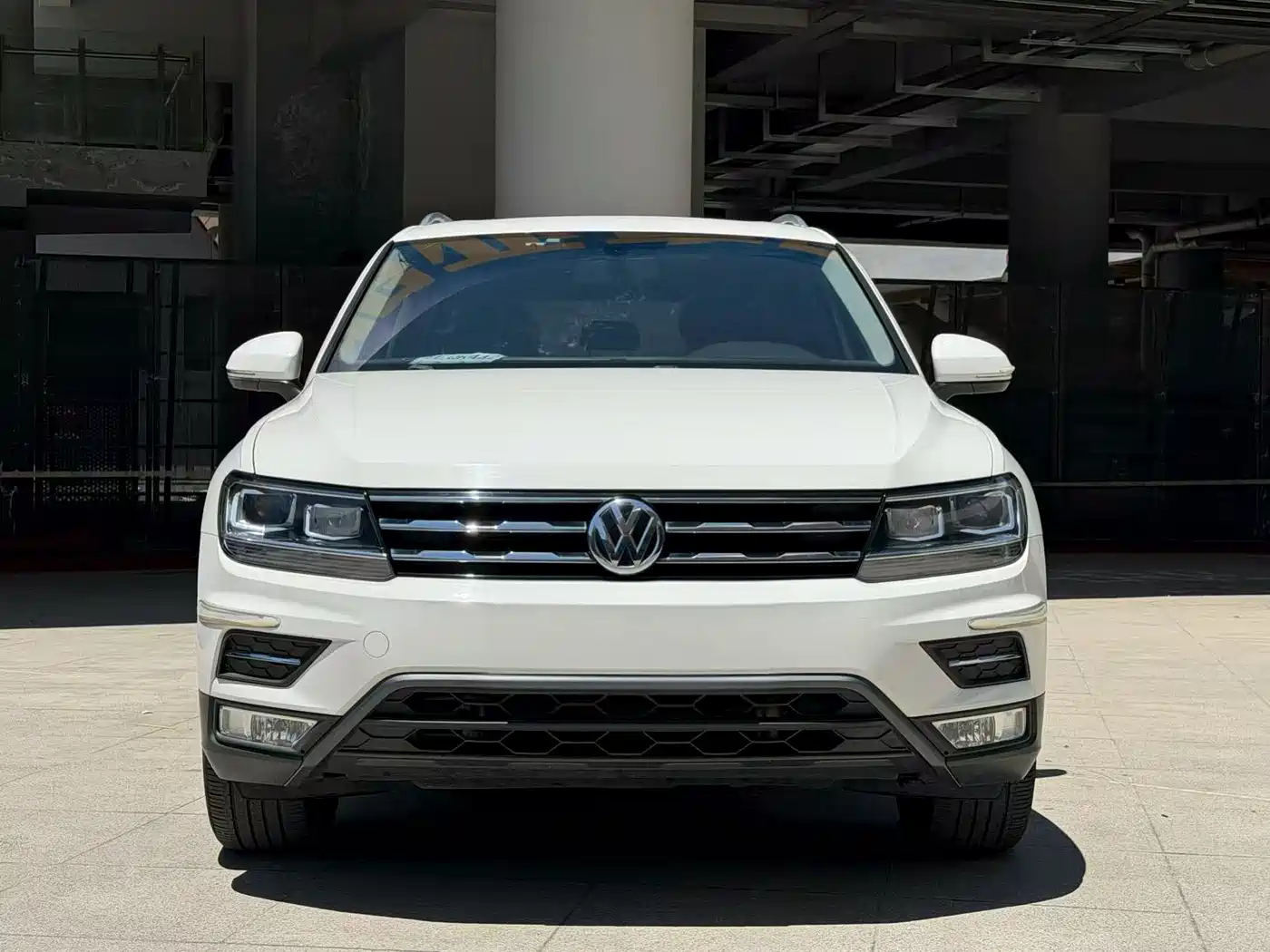 Volkswagen Tiguan L 2019 Facelift 330TSI Auto 2WD Panorama Comfort China VI фото 2