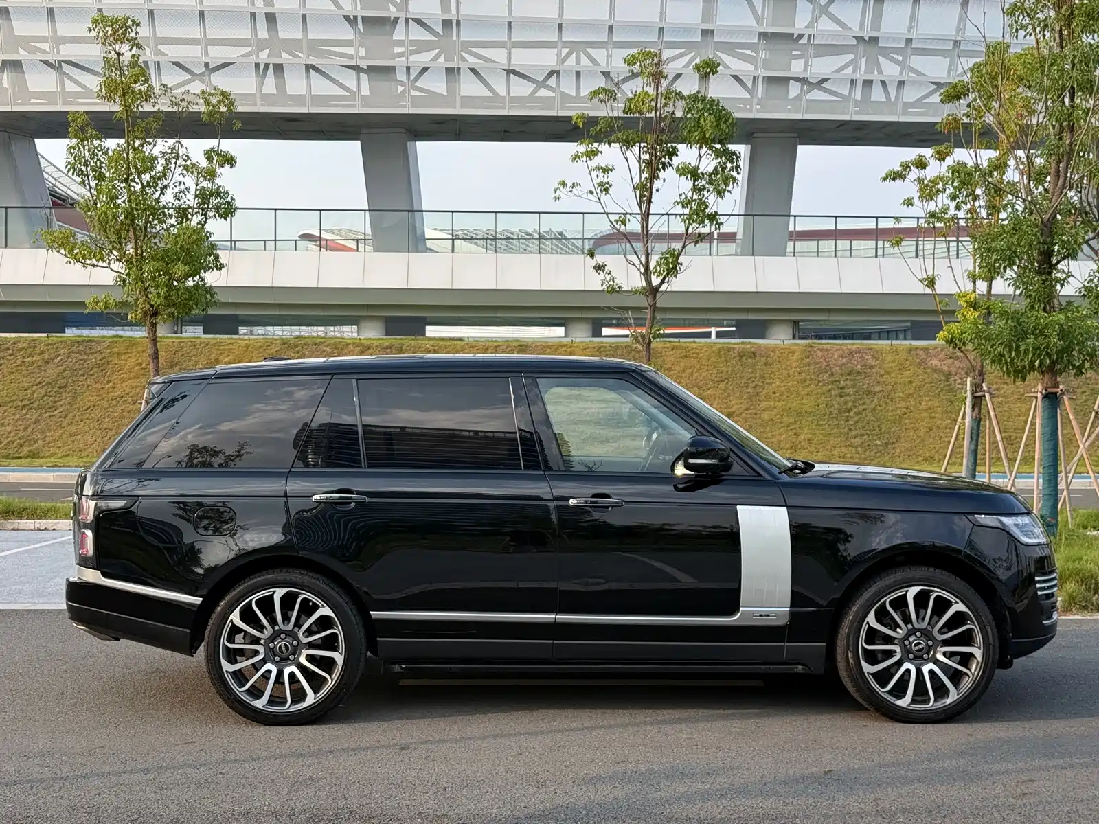 Фото 8 - Land Rover Range Rover