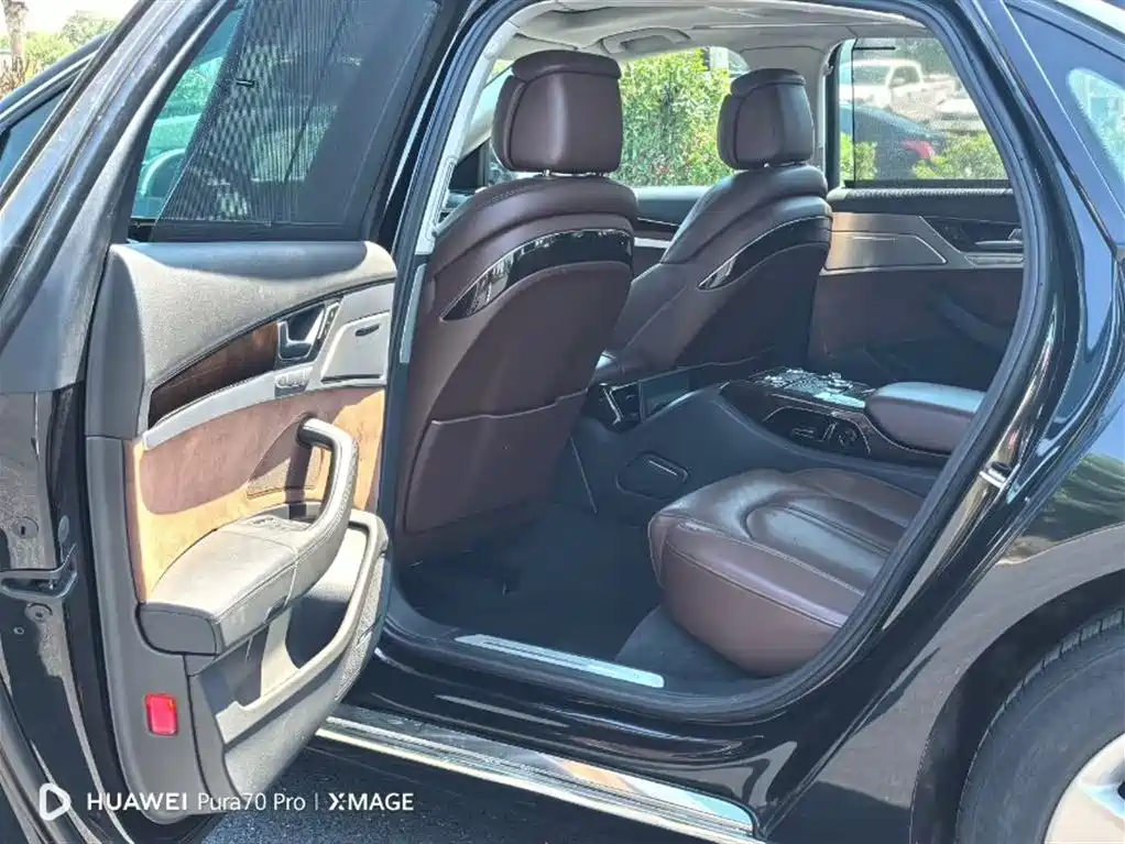 Audi A8 2013 A8L 45 TFSI quattro Luxury фото 5
