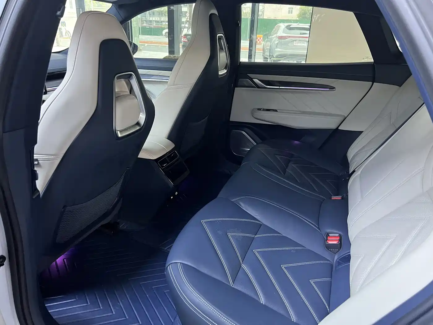 ZEEKR EXTREME KRYPTON 001