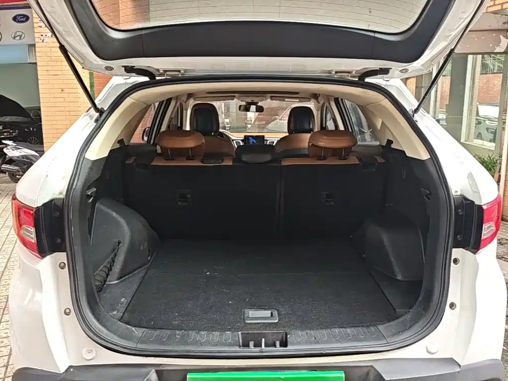 Soueast DX7 2018 2018 1.5T Auto Glory Edition