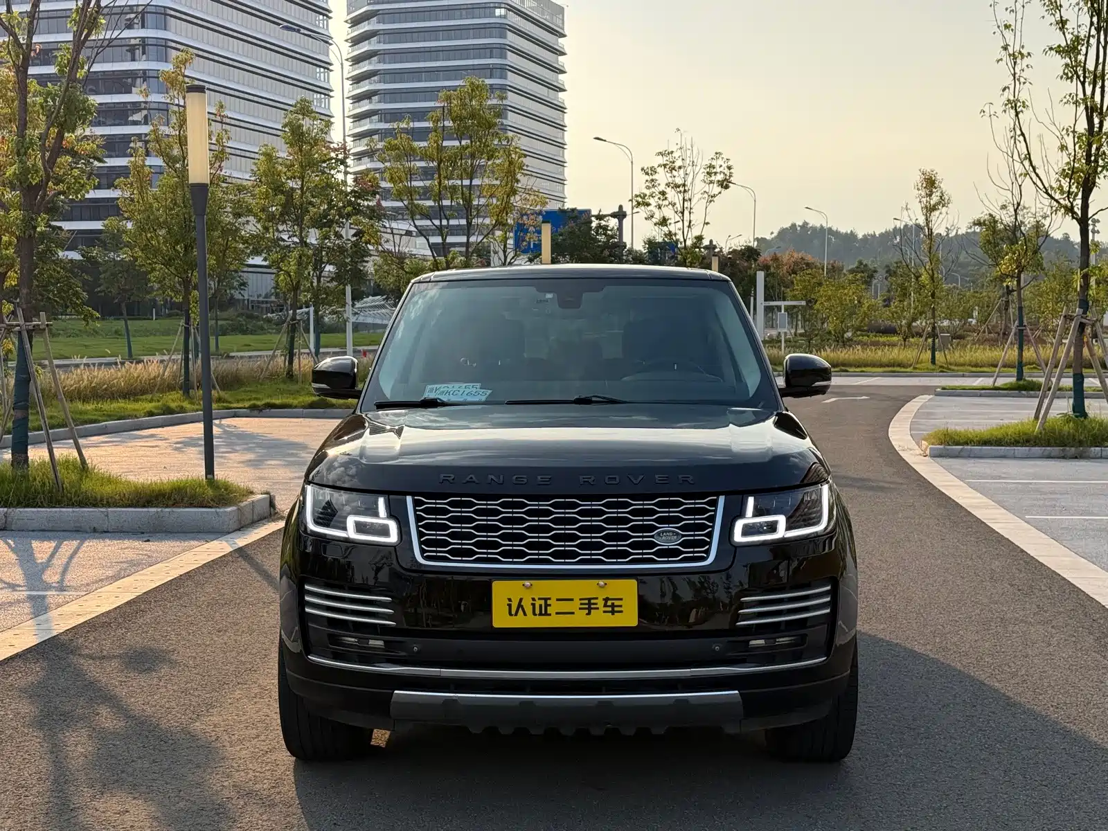 Фото 1 - Land Rover Range Rover