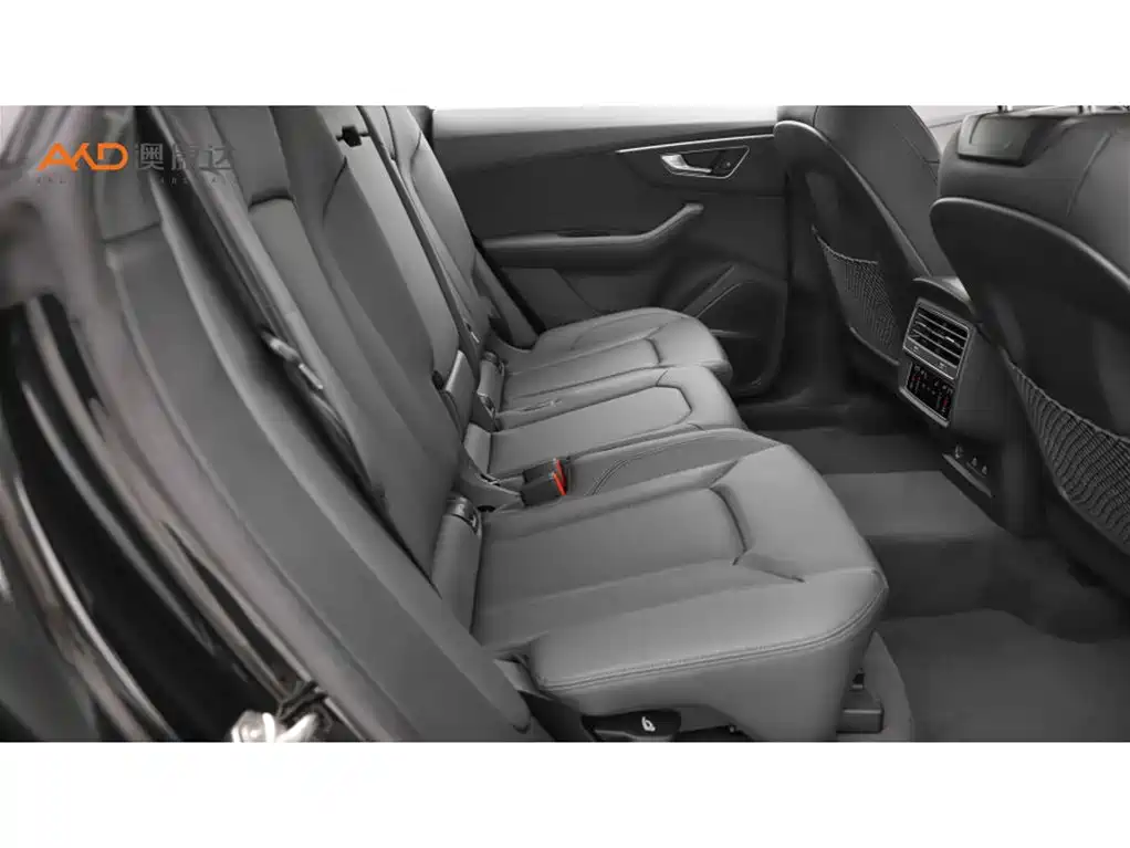 Audi Q8 2025 2023 55 TFSI Luxury Sport