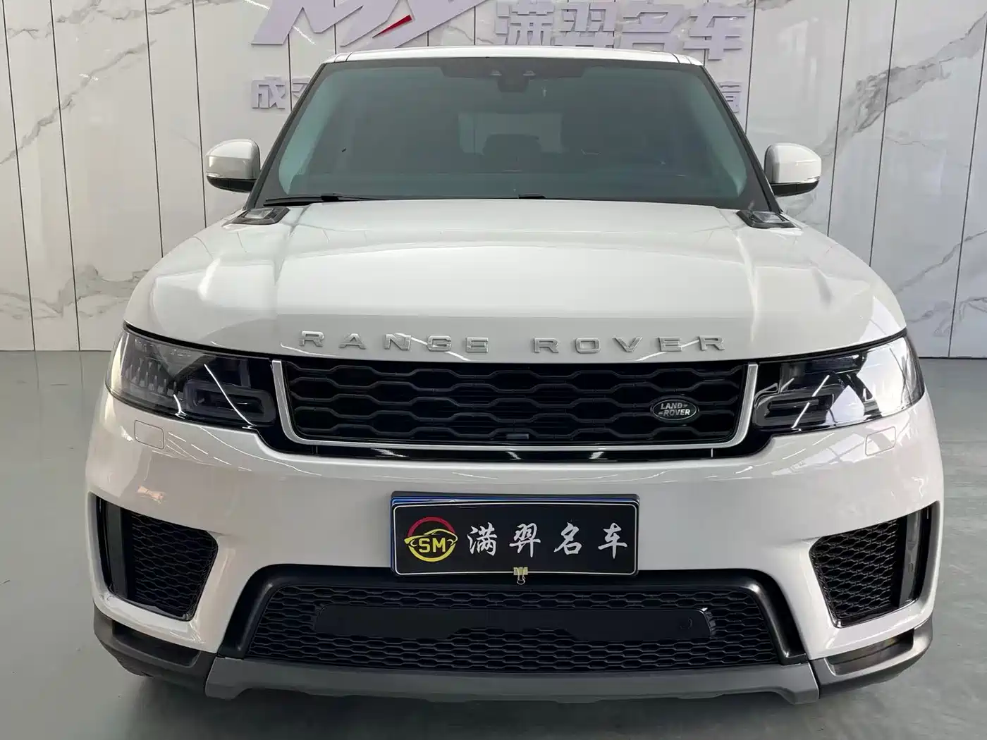 Land Rover Range Rover Sport 2019 3.0 SC V6 Special Edition фото 2
