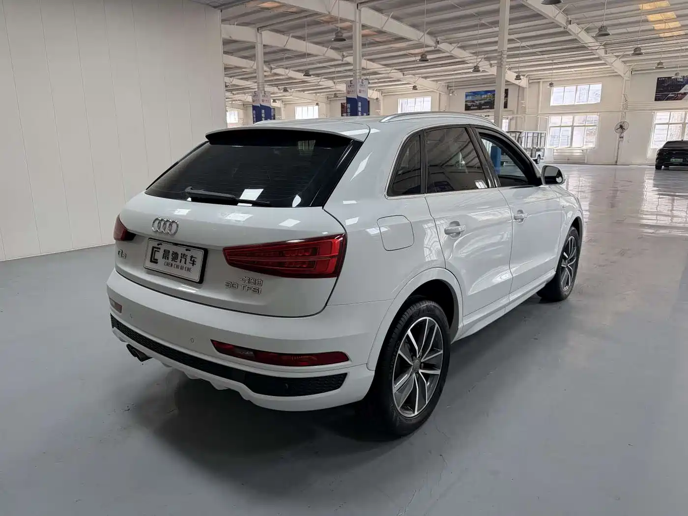 Audi Q3 2018 30 TFSI Fashion Collector's Edition фото 4