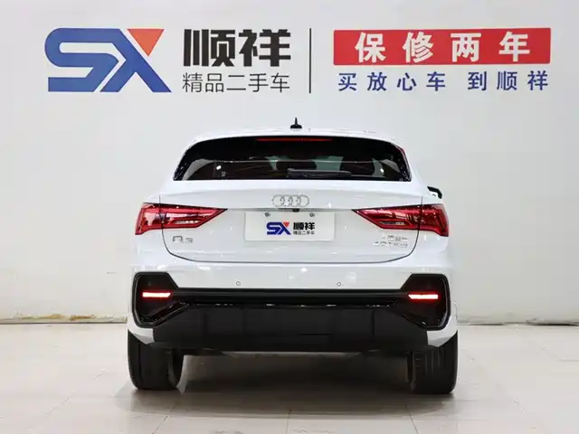Audi Q3 Sportback 2022 40 TFSI Fashion — фото 5