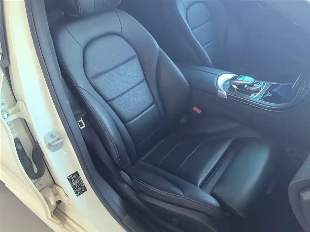 Mercedes-Benz C-Class 2015 Facelift C 200 L Sport фото 25
